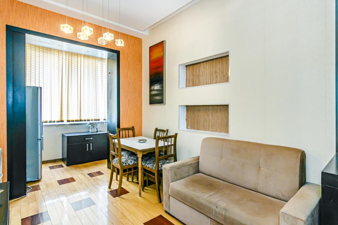 Lovely Sweet Apartment Baku Eksteriør billede